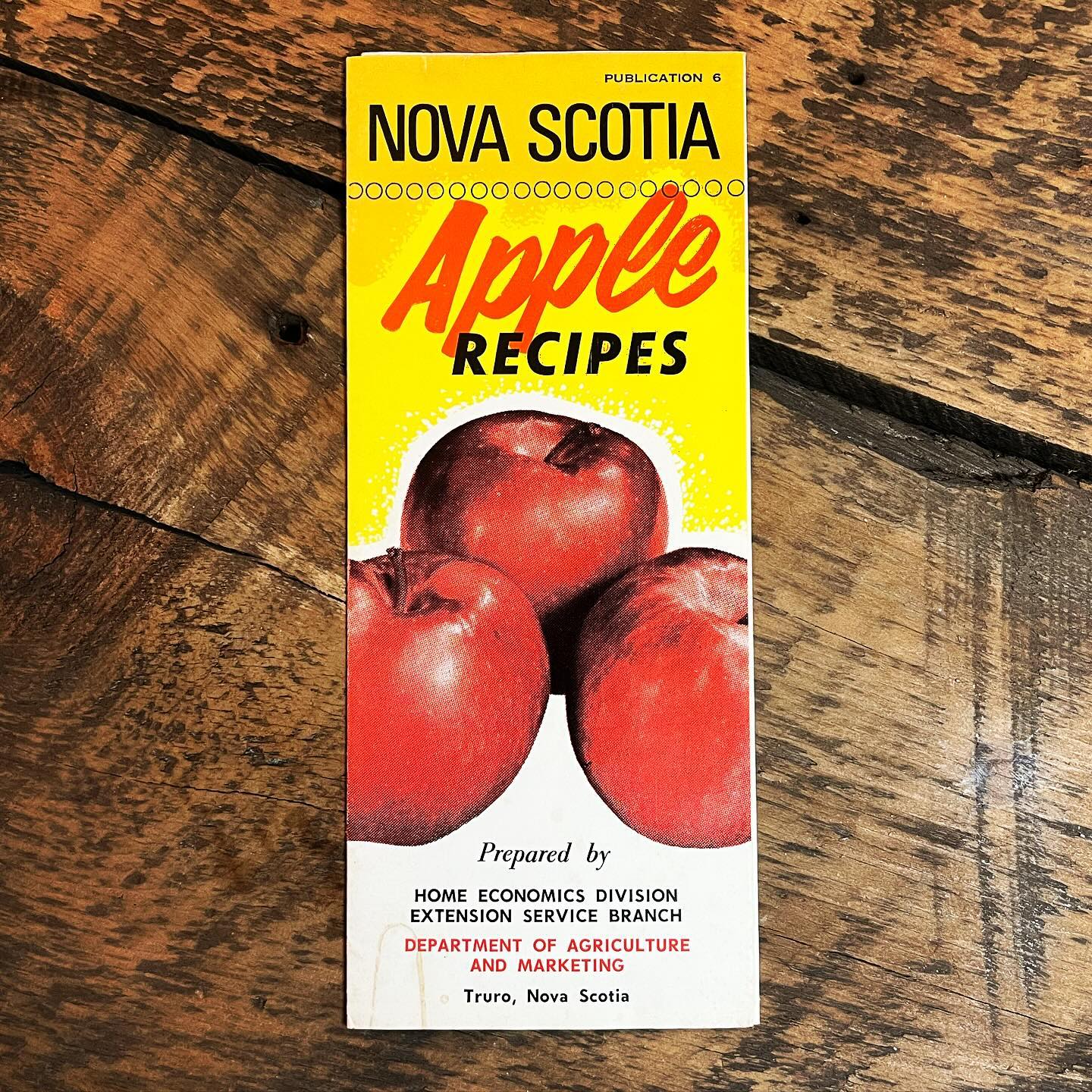 Vintage Nova Scotia Apples Recipes Pamphlet c1950