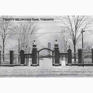 CCT0062 Trinity-Bellwoods Gates in Winter Toronto c1916 Postcard
