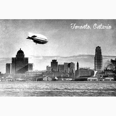 CCT0129 Dirigible Blimp over Toronto 1930 Postcard