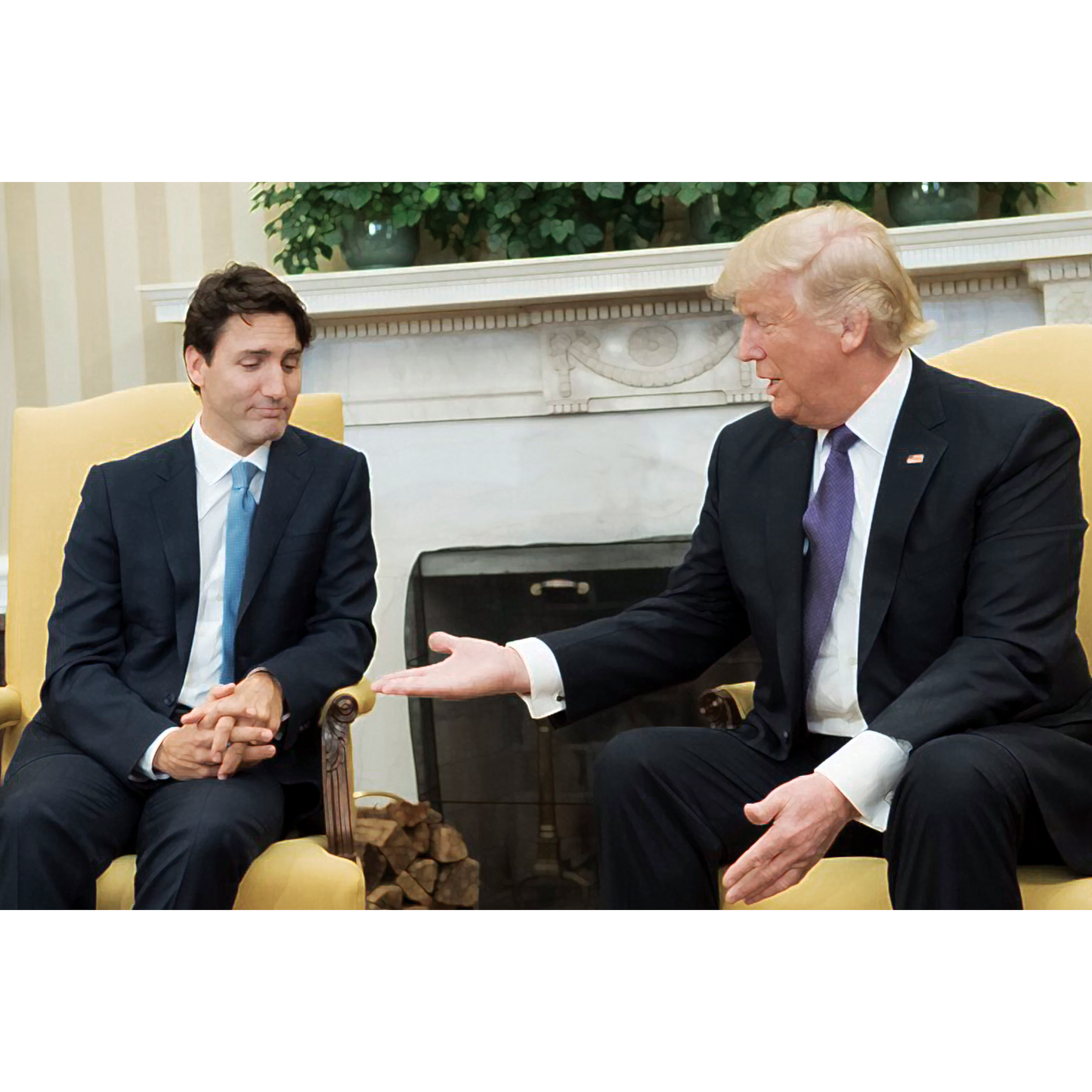 CCT0208 Justin Trudeau and Donald Trump Handshake 2017 Postcard